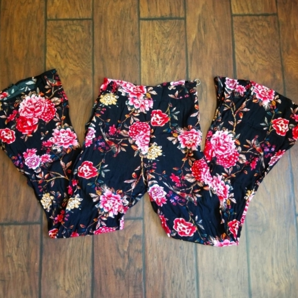 Forever 21 Multicolor Floral Boot Cut Pants